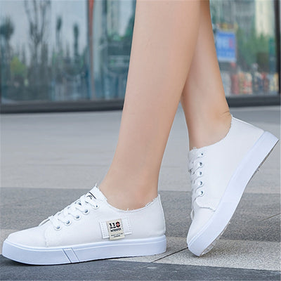 ANNA™ - Timeless Low-Top Sneakers