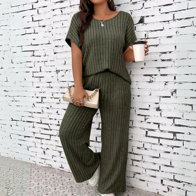 WAUNA™ - Casual Plus Size Short Sleeve Top and Pants Set