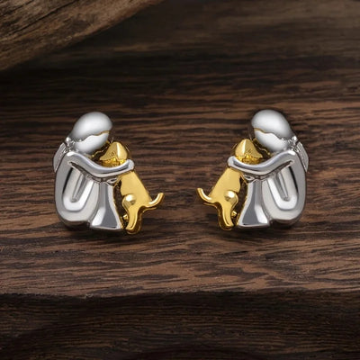 Thalassa | Dog Embrace Earring
