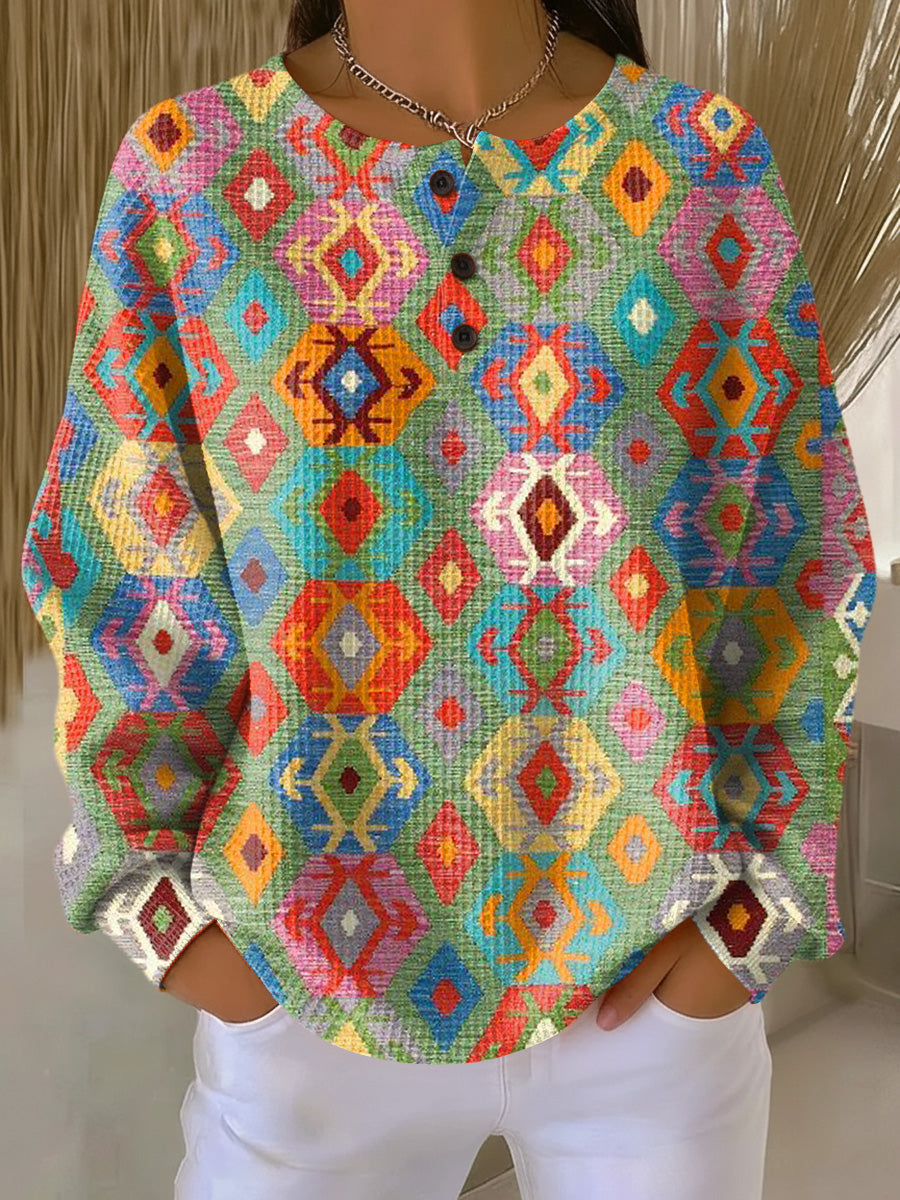 Tania | Colorful Sweater with Checkered Pattern