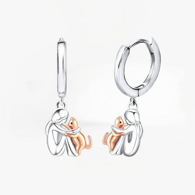 Elowen | Cat Embrace Earring (Round Closure)